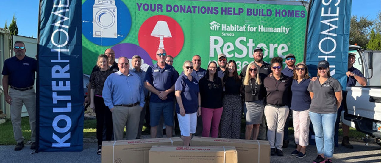 KOlter HOmes Donates to Habitat for Humanity Sarasota